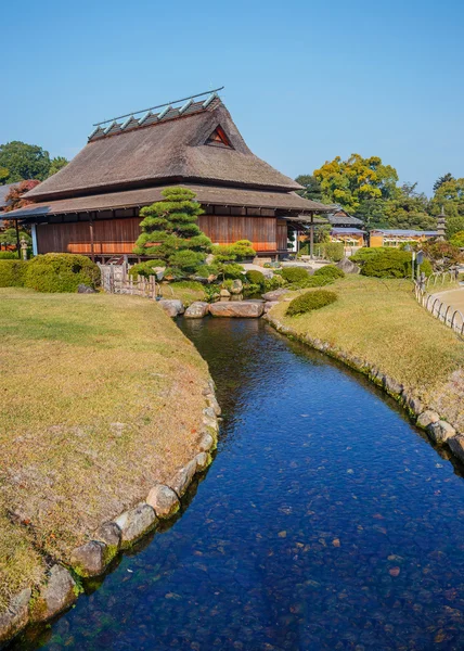 Casa Enyo-tei en el jardín Korakue-en en Okayama — Foto de Stock