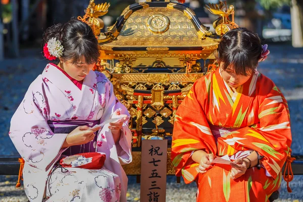 Japanska kvinnor i kyoto — Stockfoto