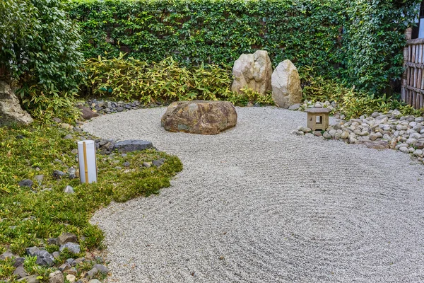 Jardim de rocha no Templo Shoren-in em Kyoto — Fotografia de Stock