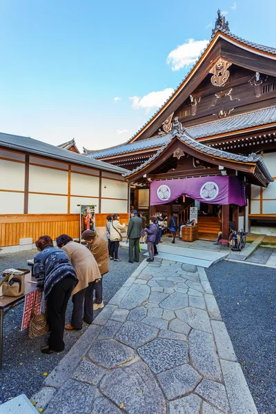 Malý chrám v chioin komplexu v Kjótu — Stock fotografie