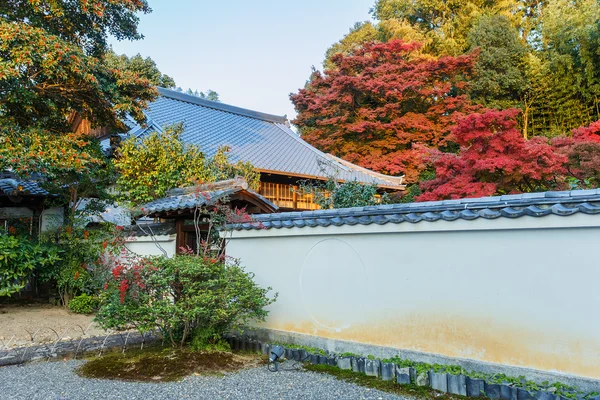 Goryo eji tonsho vakterna i kejsarens grav bredvid kodai-ji templet i kyoto — Stockfoto