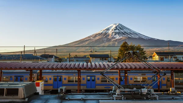 富士山从河口湖站 — 图库照片