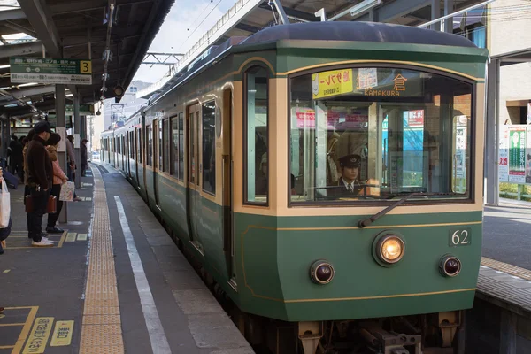 Enoden regel in Kamakura, Japan — Stockfoto