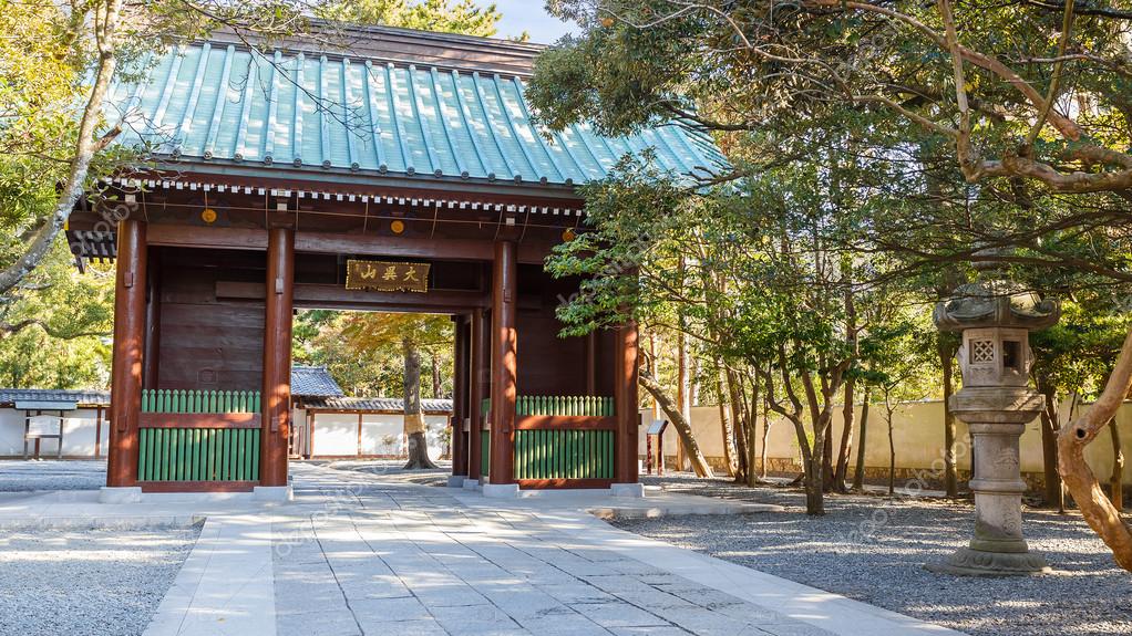 Resultado de imagem para templo kotoku in