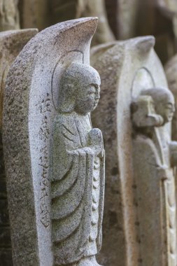 Küçük Jizo heykeller Kamakura, Hase-dera Tapınağı'nda