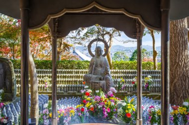 Jizo heykeller Kamakura, Hase-dera Tapınağı'nda