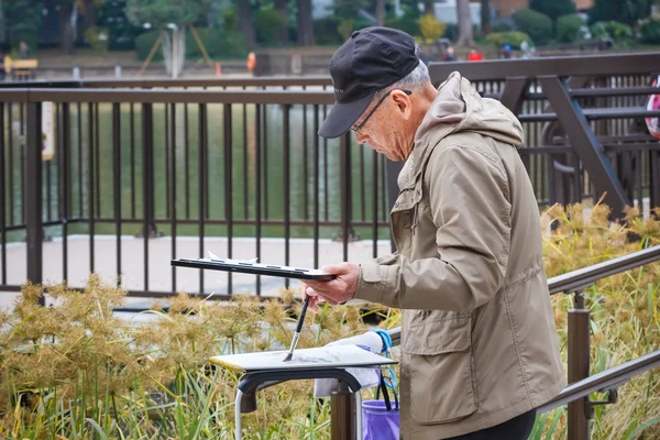 Senior Citizen in Tokyo — Stock Photo, Image