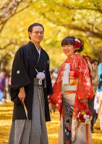Japanse paar in tokyo — Stockfoto