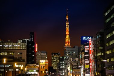 Tokyo tower hamamatsucho istasyondan