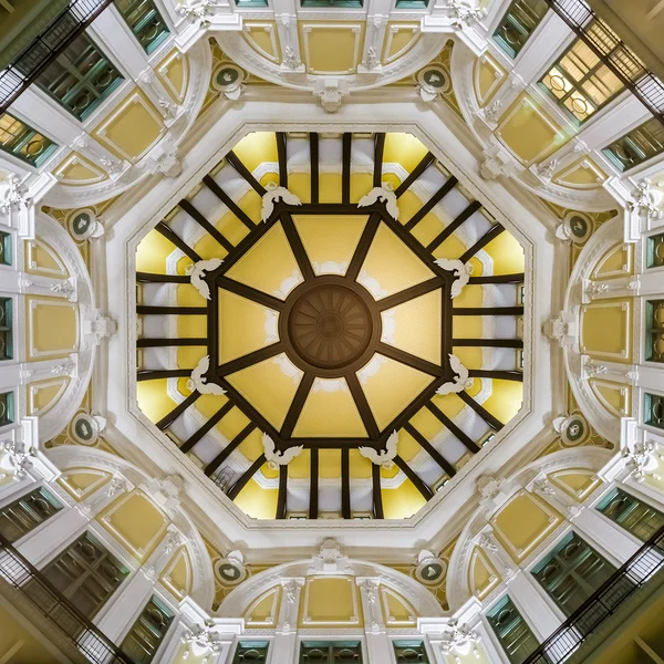 La cúpula de la estación de Tokio — Foto de Stock