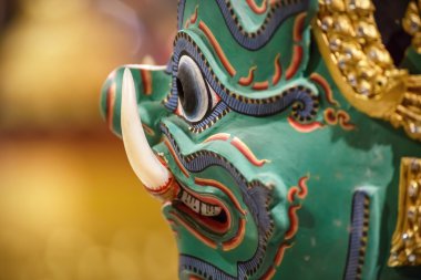 Hua khon (Tay geleneksel maske)