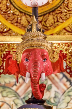 Hua khon (Tay geleneksel maske)