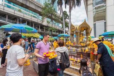 Bangkok erawan Tapınak