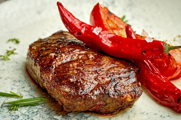 Medium Rare Steak White Plate Spices Close Selective Focus — Photo