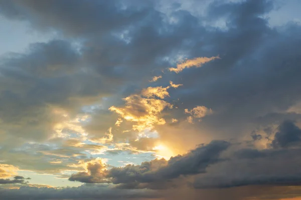 Clouds Illuminated Sun Evening Sky Sunset Rain — Stock Photo, Image
