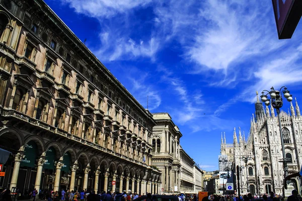 Katedralen i Milano - Stock-foto
