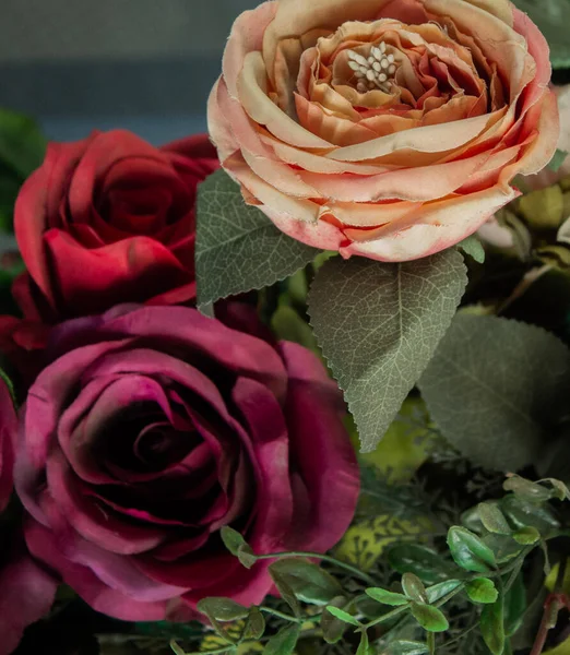 Boeket Van Kleurrijke Kunstbloemen — Stockfoto