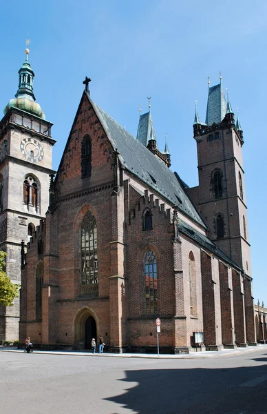 Hradec Kralove Houly szellem Cathedrale és a fehér torony — Stock Fotó