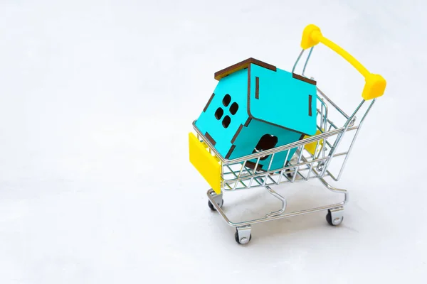 Plywood Toy House Model Miniature Shopping Trolley Copy Space Buying — Fotografia de Stock