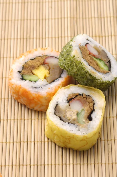 Walcowane sushi — Zdjęcie stockowe