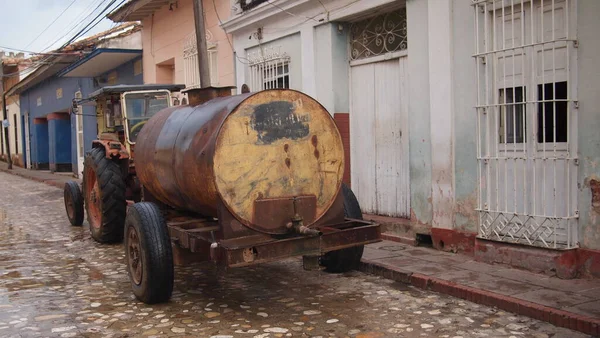 Traktör Taşıyıcısı Trinidad Küba — Stok fotoğraf