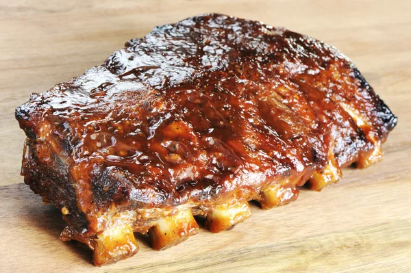 Costillas barbacoa a la parrilla — Foto de Stock