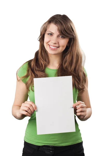Smiling young woman holding a white blank card. — Stock Photo, Image