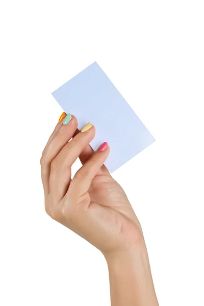 Mano femenina sosteniendo tarjeta de visita en blanco — Foto de Stock