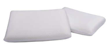 Kafasının altındaki ortopedik yastıklar beyaz bir çantadaydı. Beyaz arkaplanda örnek.