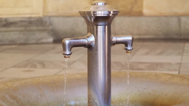 Faucet Supplies Healing Water Sources Deep Stone Basin High Metal — Stock Video