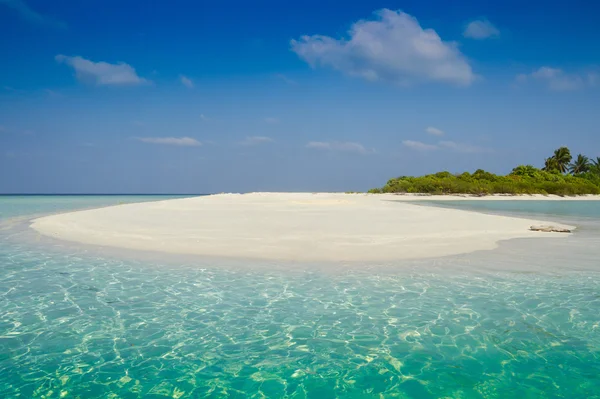 Desert white sandy beach — Stock Photo, Image