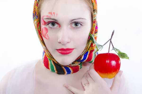 Fille russe dans un foulard — Photo