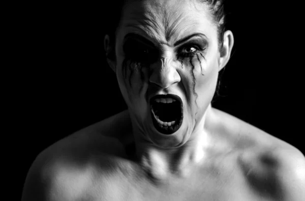 Una mujer llora —  Fotos de Stock