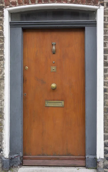 Colored door in Dublin from Georgian times (18th century) — Stock Photo, Image