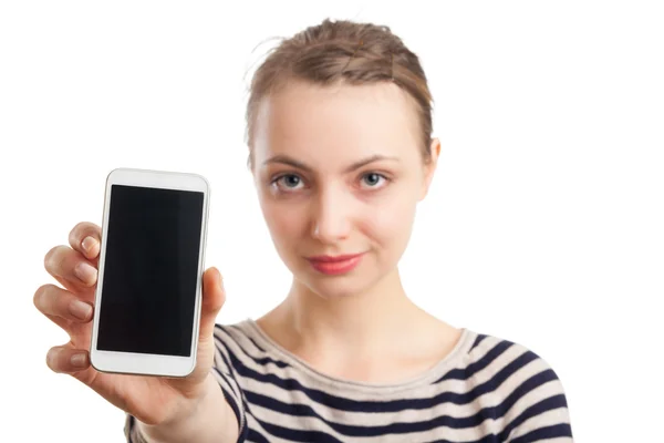 Молода блондинка показує мобільний телефон — стокове фото