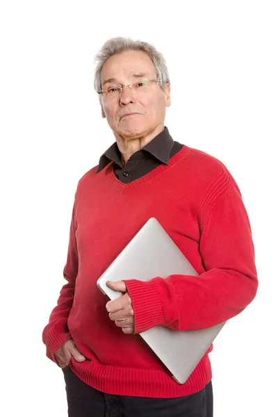 Hombre mayor con el ordenador portátil - sobre fondo blanco —  Fotos de Stock