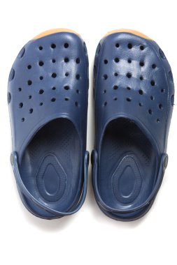 Lacivert çift ayakkabı takunya