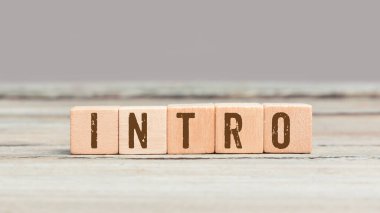 Eski masada tahta küp zarlar hakkında giriş..