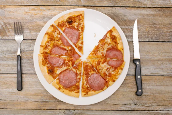Sete Oitavo Série Pizza Pepperoni Cortada Pedaços Utilizável Para Ilustrar — Fotografia de Stock