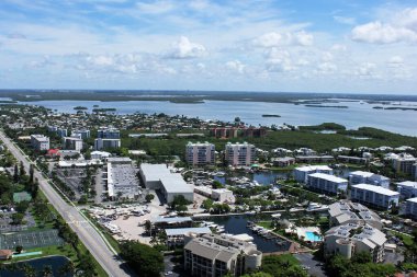 Ian kasırgasından önce Fort Myers Plajı, Sanibel ve Captiva hava fotoğrafları.