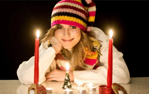 Beautiful young woman in Xmas Eve — Stock Photo, Image