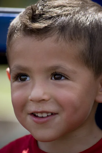 Niño hispano de 2 años — Foto de Stock