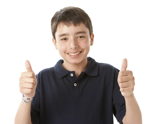 Підлітковий хлопчик дає свої великі пальці вгору — стокове фото