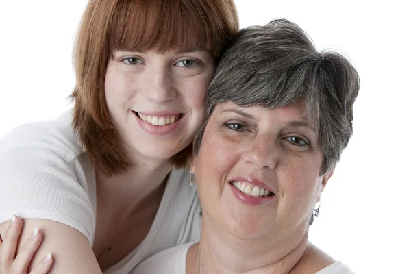 Усміхнена біла мати і дочка — стокове фото