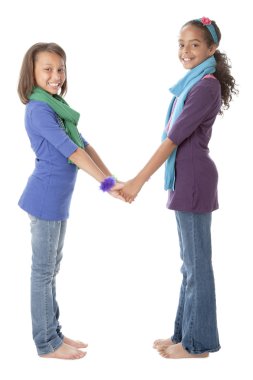 insan alfabe. çeşitli çocuk birlikte mektup m kurmaya çalışır..