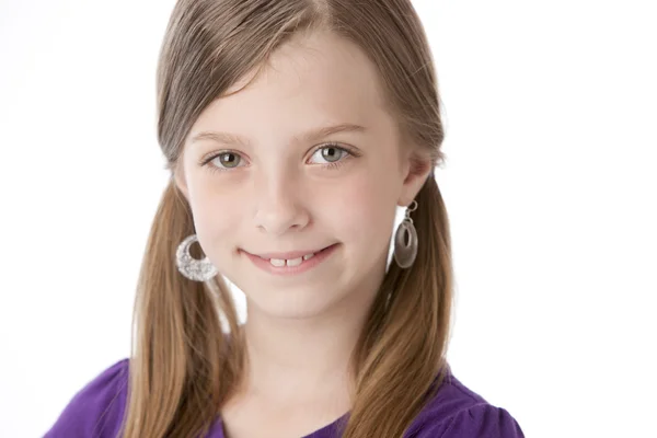 A sério. Caucasiano sorrindo menina — Fotografia de Stock