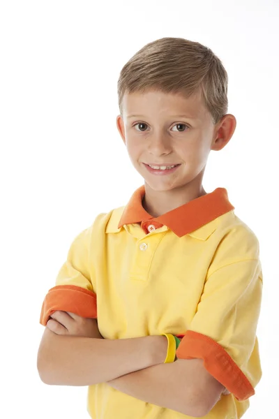 A sério. Sorrindo menino caucasiano — Fotografia de Stock