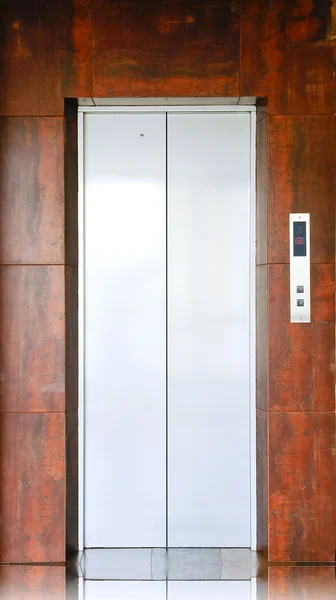 Closed elevator — Stockfoto