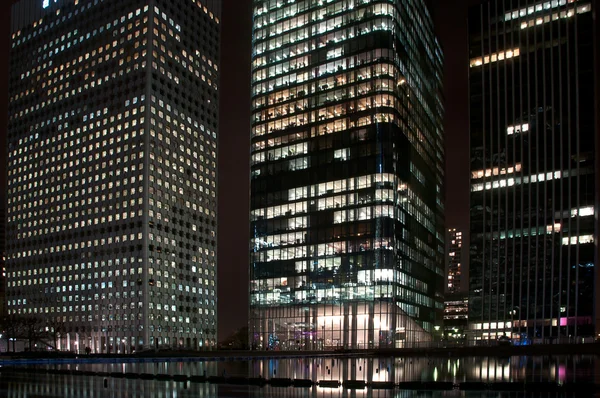 Noční scéna důležitých ekonomických Center, Paříž — Stock fotografie