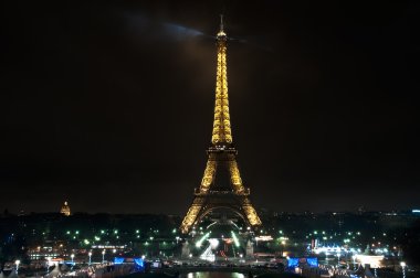 eiffet Kulesi, gece, paris